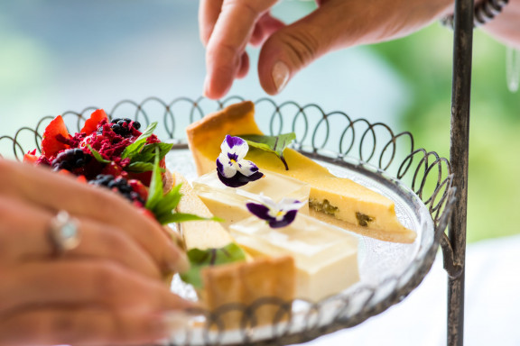 HOP June17 HR 300 AFT TEA